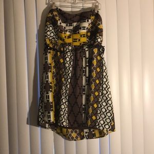 Geometric pattern strapless dress